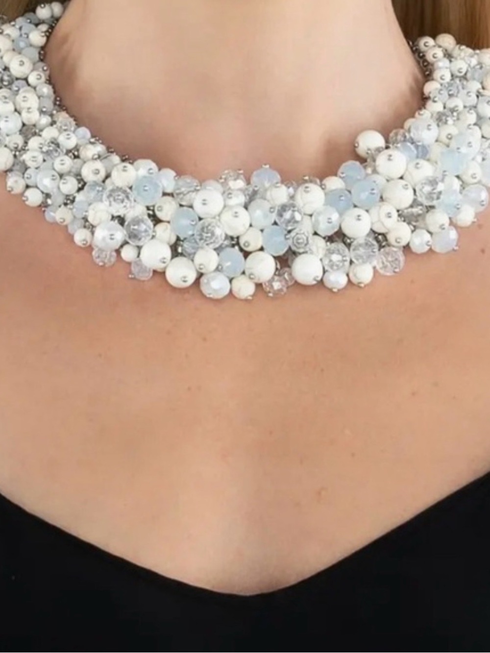 eye candy White & Light Blue Beaded Cluster Choker Necklace
